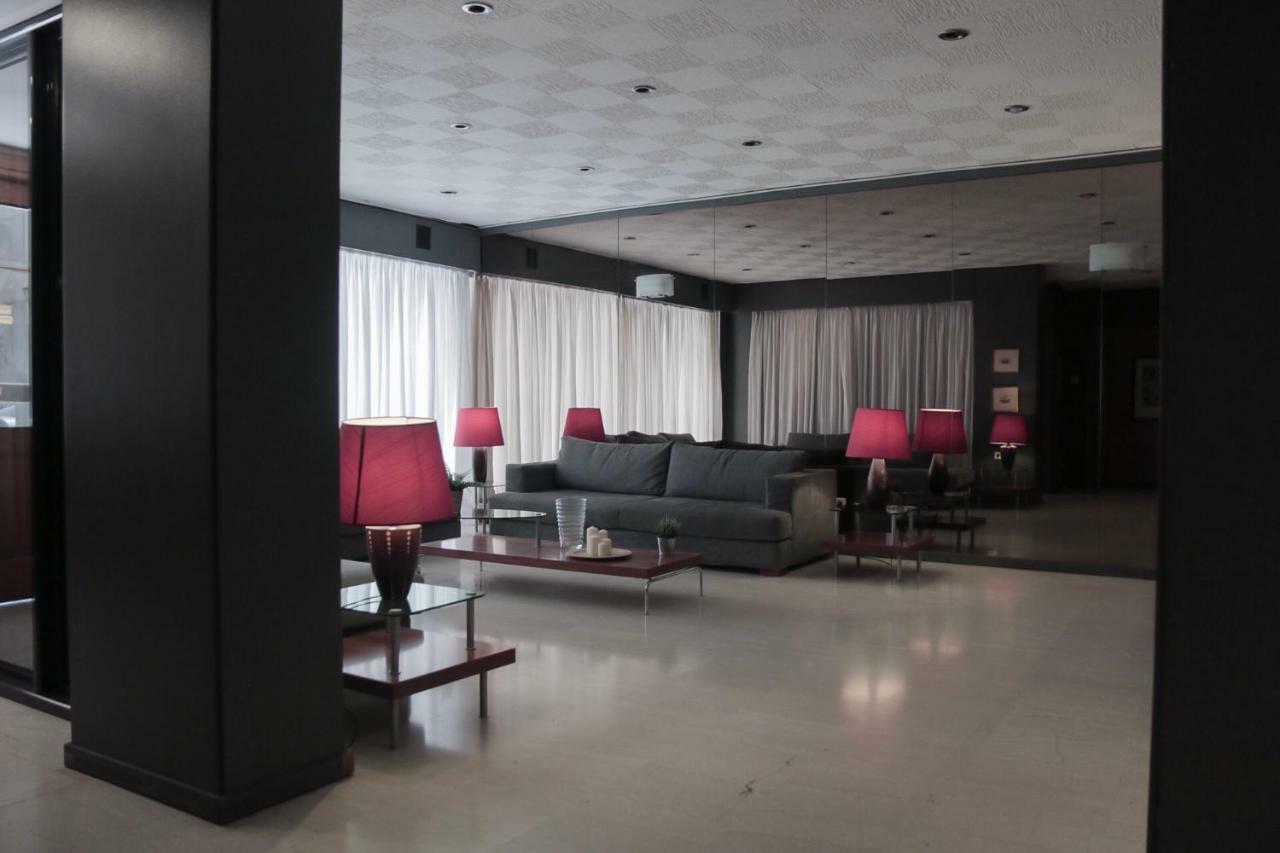 Hotel Victory Athena Bagian luar foto