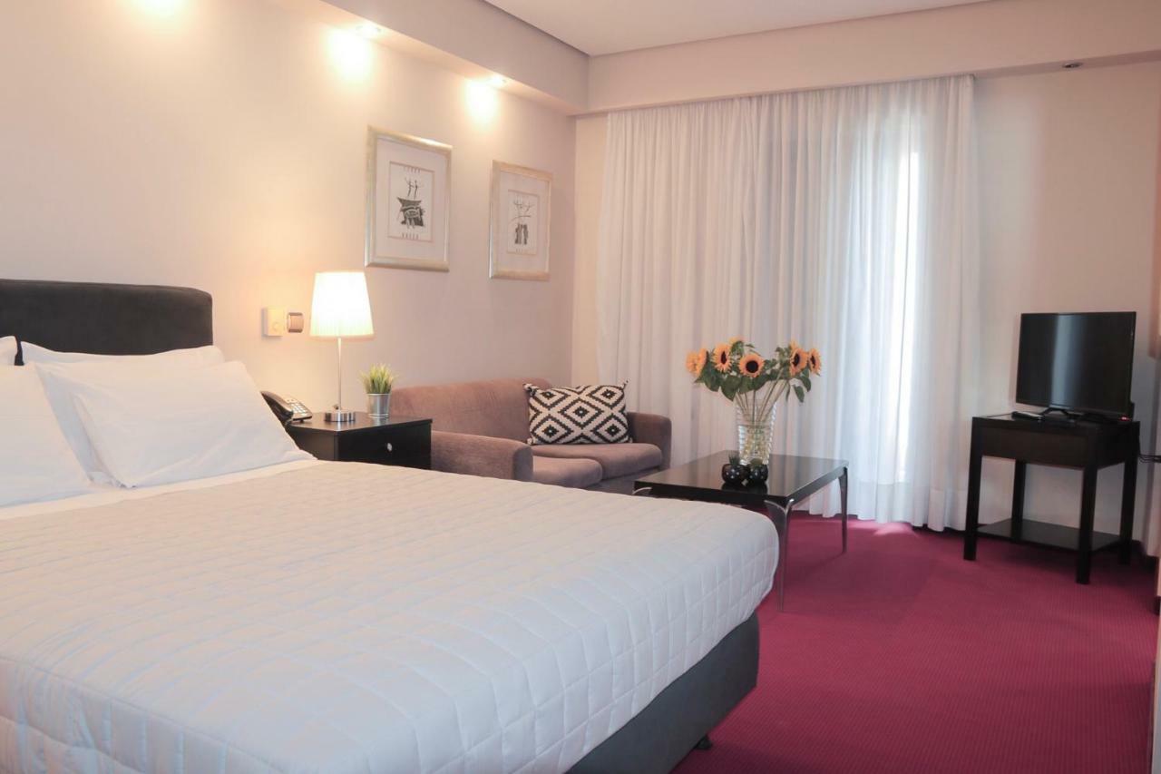 Hotel Victory Athena Bagian luar foto