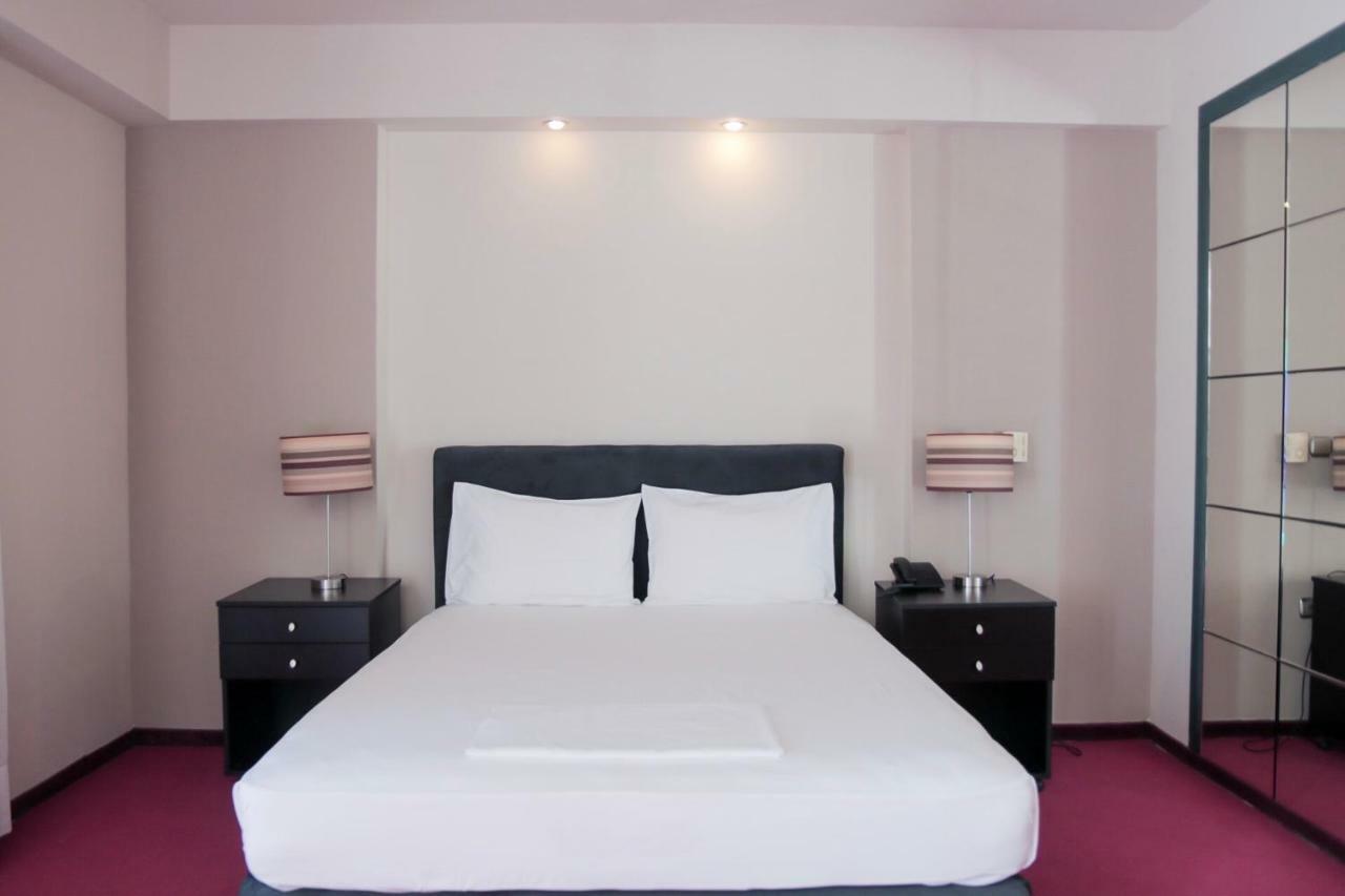Hotel Victory Athena Bagian luar foto